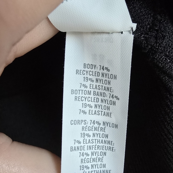 Aerie Offline, Black Sidewalk Seamless Cropped T-shirt Active Top, Size Large - Picture 8 of 9